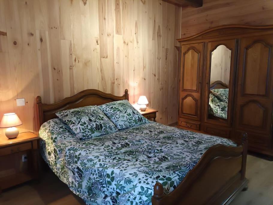 Gite Aux Bois D'En Temps Lunas  Екстериор снимка